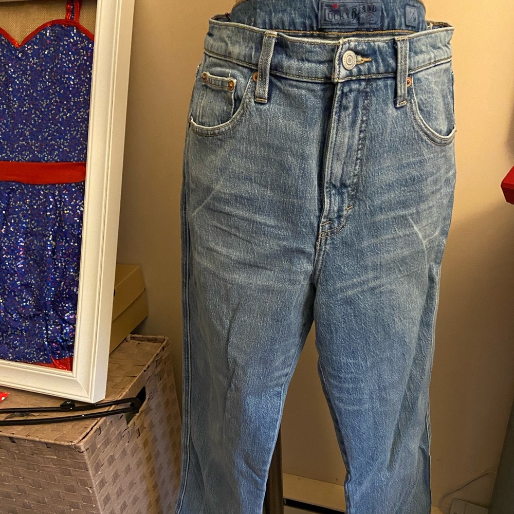 Lucky brand authentic crop